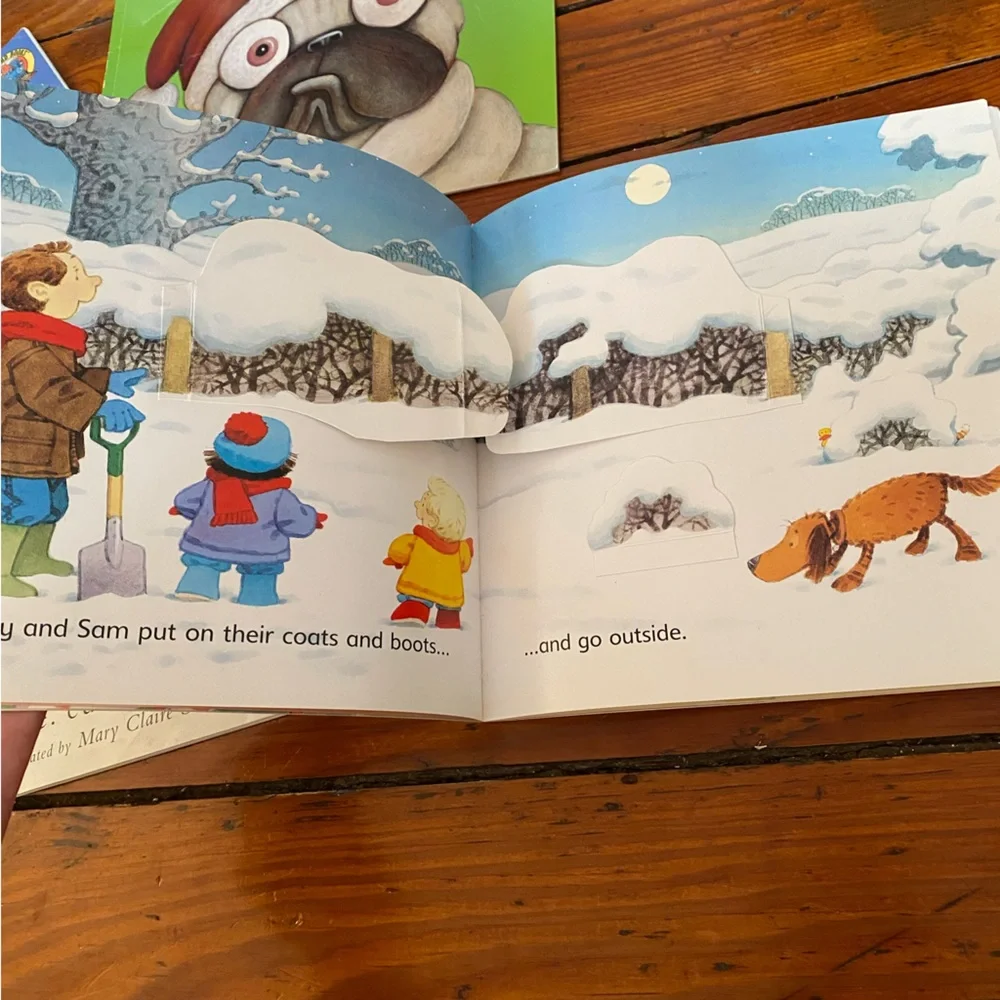 5 Retro Christmas Paperback Books